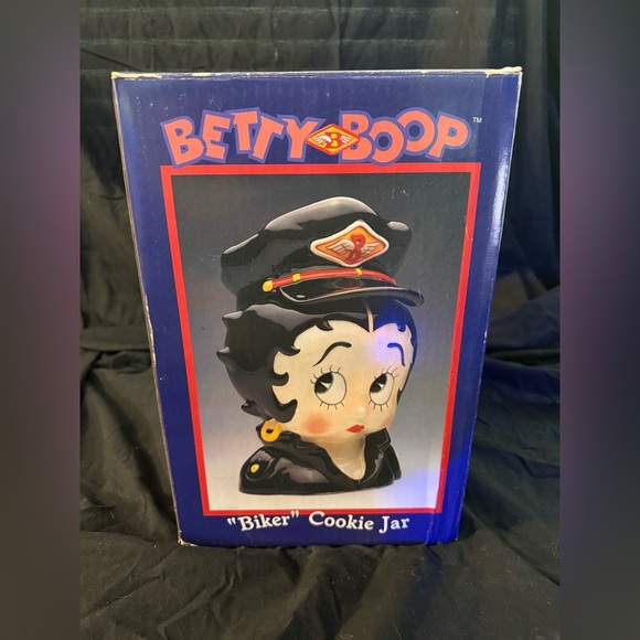 Betty Boop "Biker" Cookie Jar Rare Collectable - Picture 5 of 16